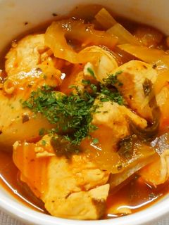 鶏むね肉と玉ねぎ セロリのケチャ煮込み❀-レシピのメイン写真
