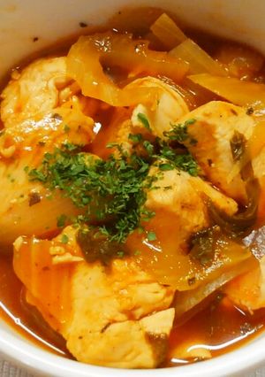 鶏むね肉と玉ねぎ セロリのケチャ煮込み❀-レシピのメイン写真