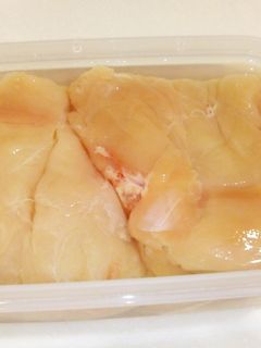 鶏胸肉をしっとり柔らかくする下ごしらえ-レシピのメイン写真