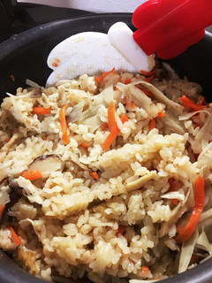 油揚げを入れて旨味アップ炊き込みご飯☆-レシピのメイン写真