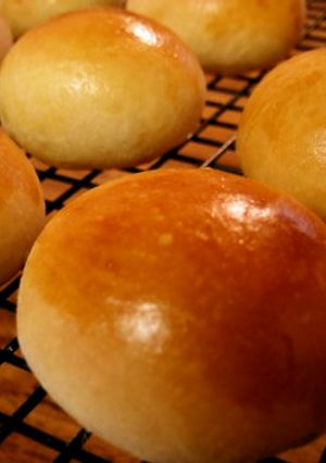 HBで！応用自在の美味しいバターロール-レシピのメイン写真
