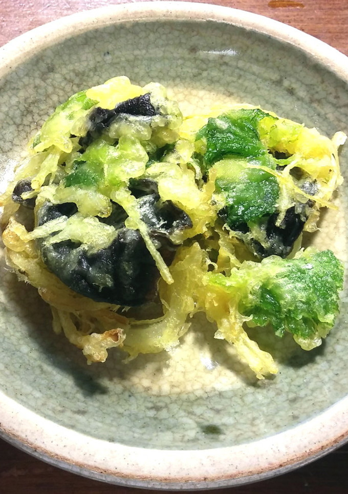 生きくらげ、新玉ねぎ、三つ葉のかき揚げ-レシピのメイン写真