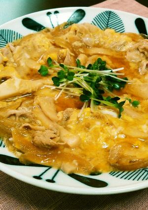 豚肉・蒲鉾・玉ねぎ・たまごの他人煮-レシピのメイン写真