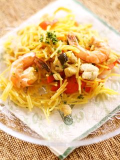 暗殺者のパスタ パエリアに！MAUVIEL　フライパン　数十万 フライパンでパスタパエリア(フィデオア) by ひろけん821