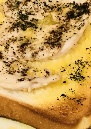 イタリアン！？☆バジルチキン・トースト-レシピのメイン写真
