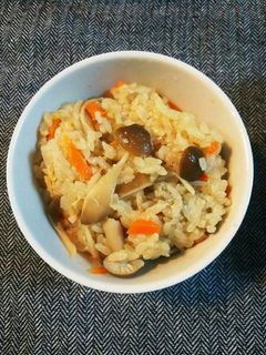 まいたけとしめじの炊き込みごはん-レシピのメイン写真
