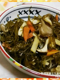 刻み昆布ときのこの煮物-レシピのメイン写真