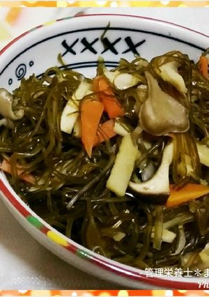 刻み昆布ときのこの煮物-レシピのメイン写真