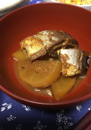 サバの味噌煮缶で簡単!大根の煮物-レシピのメイン写真