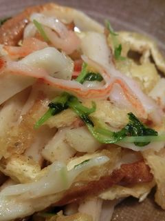 竹輪・カニカマ・油揚げの塩炒め-レシピのメイン写真
