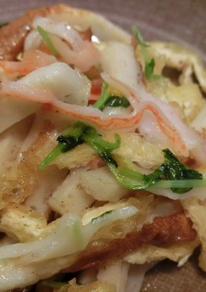 竹輪・カニカマ・油揚げの塩炒め-レシピのメイン写真