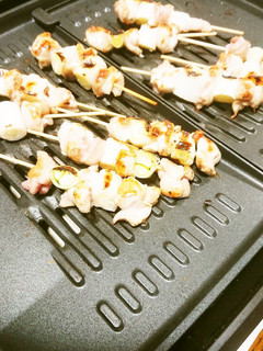 ホットプレートでお手軽&ふっくら焼き鳥♡-レシピのメイン写真
