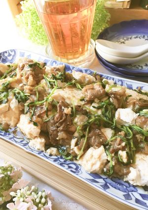 時短簡単♡豆苗と豆腐と牛肉の牡蠣油炒め-レシピのメイン写真