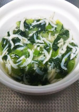 離乳食後期~☆小松菜としらすのだし煮-レシピのメイン写真