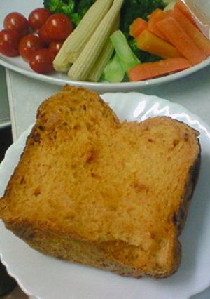 トマトサラミの食パン（HB)-レシピのメイン写真