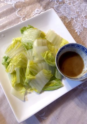 白菜のオイル茹で、甜麺醤風甘酒味噌タレ-レシピのメイン写真