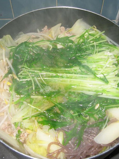 ゴマの風味が最高!あったかお鍋★-レシピのメイン写真