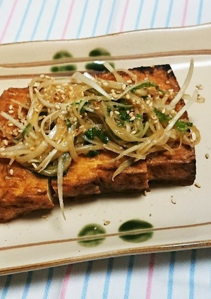 ごま油香る 焼き厚揚げのねぎ乗せ減塩仕様-レシピのメイン写真