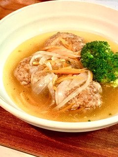 簡単ハンバーグの中華スープ煮込み-レシピのメイン写真