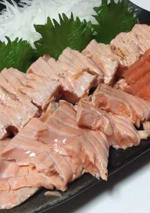 コストコのサーモンで炙り鮭刺身-レシピのメイン写真