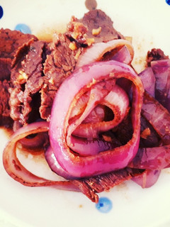 フィリピン料理☆牛肉と玉葱の炒め煮-レシピのメイン写真