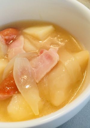 水餃子とじゃが芋の鶏ガラスープ-レシピのメイン写真