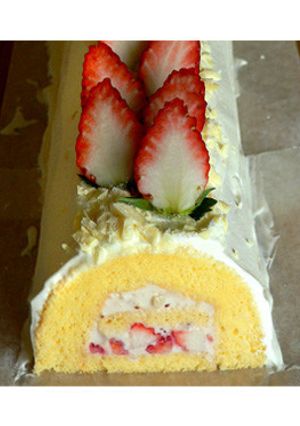 苺とホワイトチョコのババロアケーキ-レシピのメイン写真