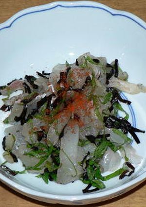 ヒラメと塩昆布のピリ辛和え-レシピのメイン写真