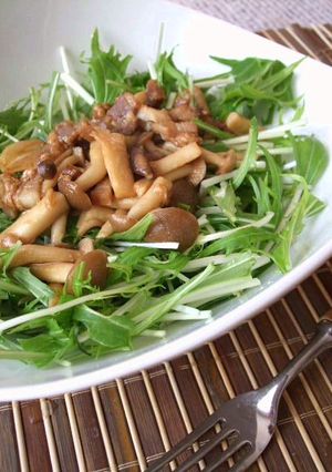 水菜サラダ。キノコのさっぱりドレッシング-レシピのメイン写真