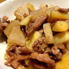 รูปของ かんたん！豚肉とじゃがいものうま煮