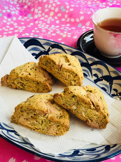 ホワイトデー♡ほうじ茶のホワイトスコーン-レシピのメイン写真