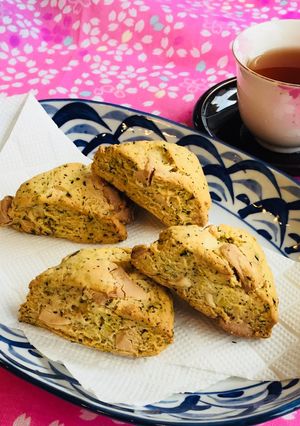 ホワイトデー♡ほうじ茶のホワイトスコーン-レシピのメイン写真