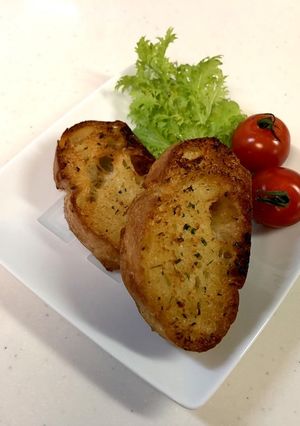 お手軽 ガーリックトースト-レシピのメイン写真