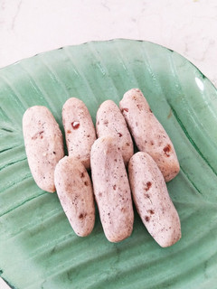 1歳のおやつ☆胡麻とレーズンのクッキー-レシピのメイン写真