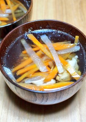 根菜と鶏肉のお吸い物-レシピのメイン写真