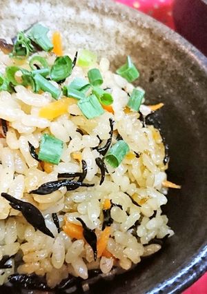 【豚の角煮汁deほっこり炊き込みご飯】-レシピのメイン写真
