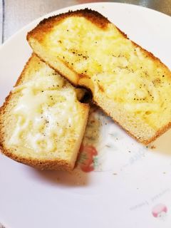やみつきチーズトースト❤-レシピのメイン写真