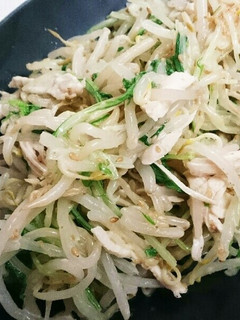 モヤシでボリューム!鶏むね肉のゴマサラダ-レシピのメイン写真