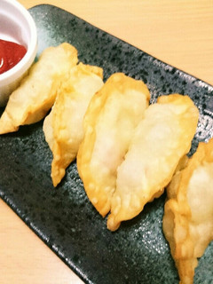 ウインナーとアボカドの揚げ餃子-レシピのメイン写真