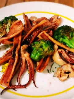 乾燥スルメとブロッコリーのニンニク醤油-レシピのメイン写真