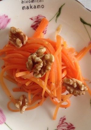 食べやすいにんじんのサラダ♪-レシピのメイン写真
