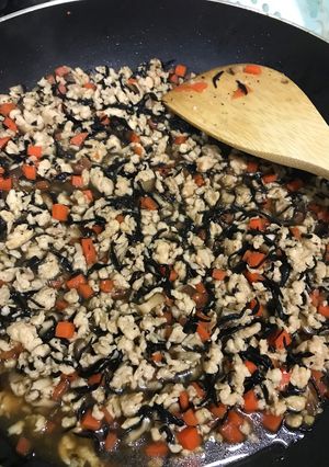 ひじき入り！！鶏そぼろ丼-レシピのメイン写真