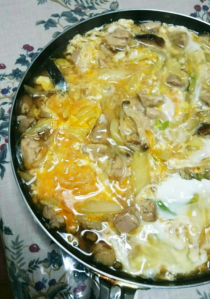 白菜入り☆汁多めのトロふわ親子丼♪-レシピのメイン写真