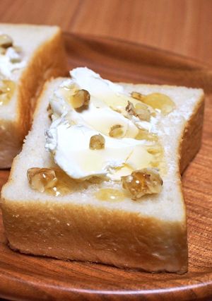 クリームチーズと蜂蜜のパン-レシピのメイン写真