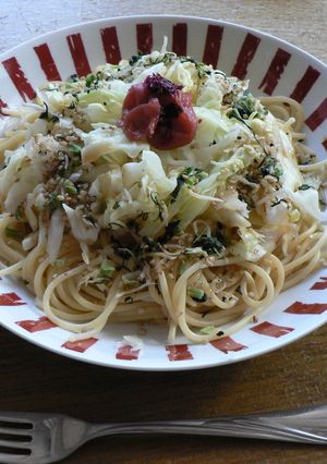 フライパンいらずのヘルシー梅パスタ-レシピのメイン写真