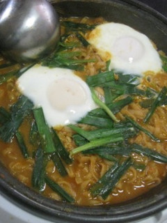 もっちりシコシコ♪チゲ煮込みうどん-レシピのメイン写真