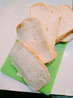 我が家の朝食*ふわふわシンプル食パン-レシピのメイン写真