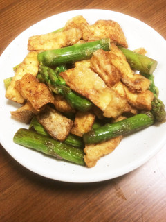 薄上げとアスパラのバター醤油炒め-レシピのメイン写真