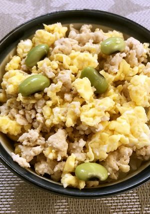 学校給食レシピ！３色そぼろ丼-レシピのメイン写真