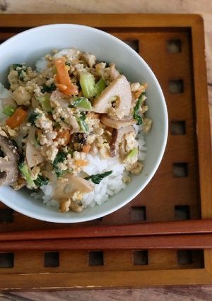 副菜と言わせない！ボリューム満点炒り豆腐-レシピのメイン写真